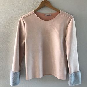 blush faux suede top w gray faux fur cuffs